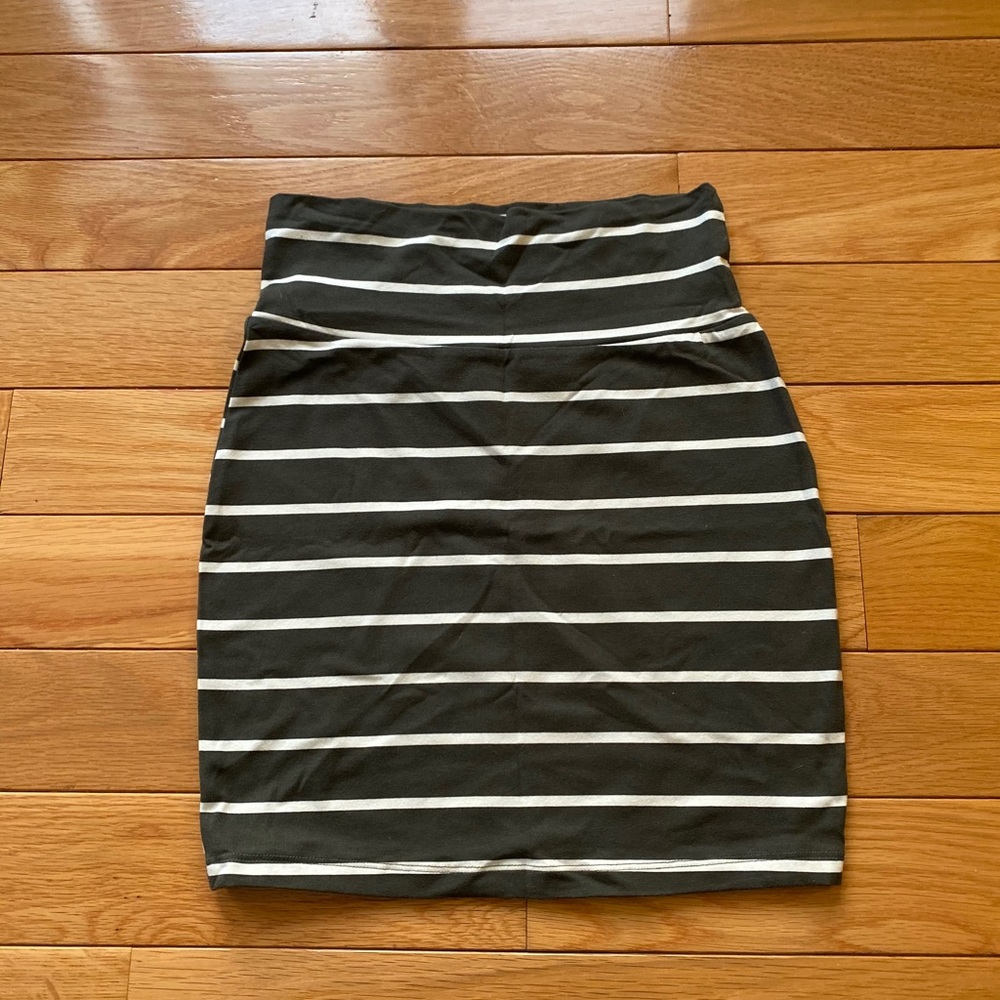 Charlotte Russe Basic Skirt
